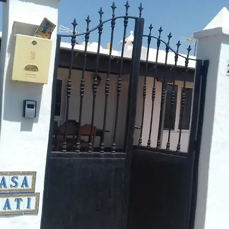 بيت للعطل Casa Tiati